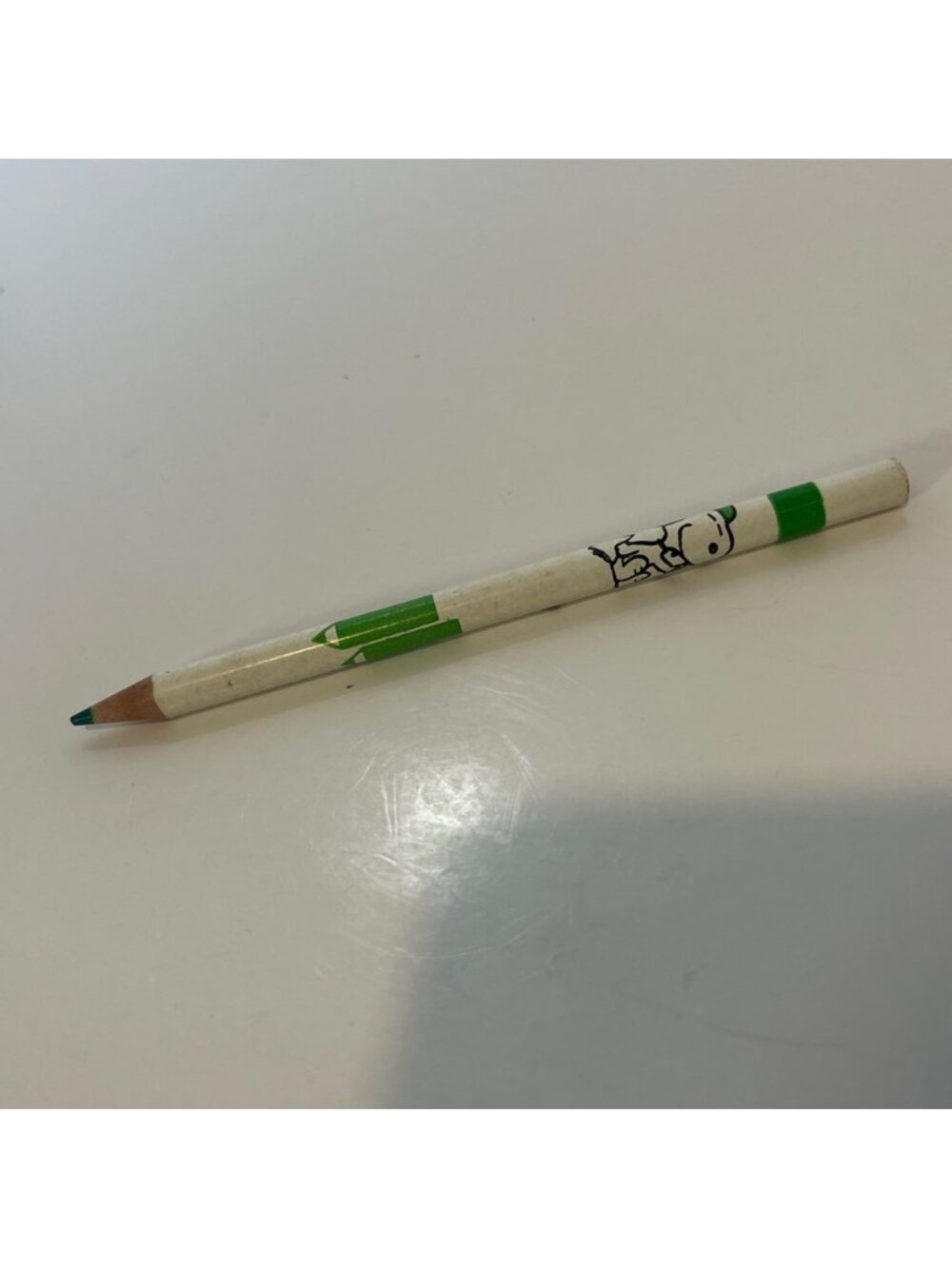 5/$25 1958 50s Snoopy Coloured Green Pencil United Feature Syndicate Peanuts